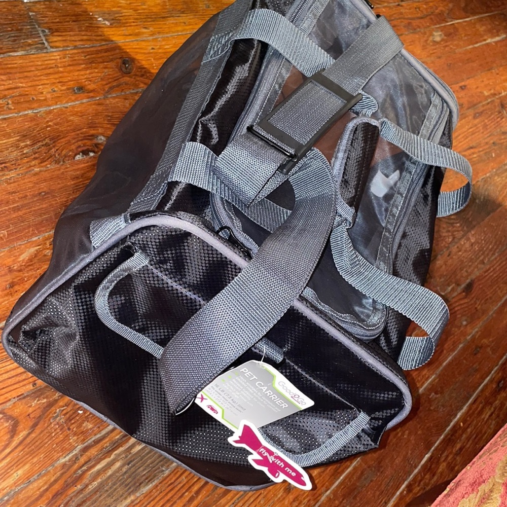 NWT - Pet Carrier!!